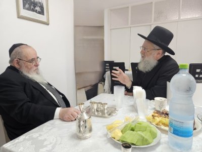 הרב-דוד-אצל-רהי-Small.jpg