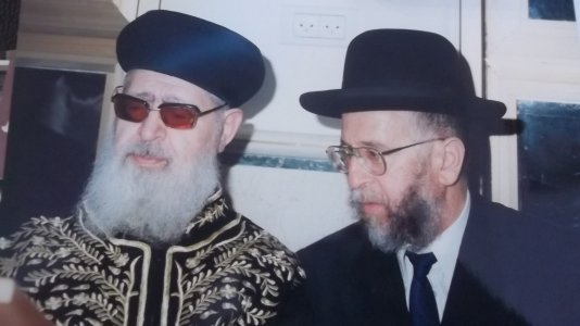 עם מרן הגר''ע יוסף.JPG