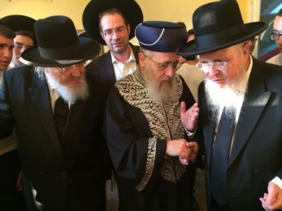 הגרי-יוסף-עם-הרב-הגרבמ-אזרחי-משיף-8.jpg