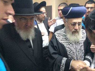 הגרי-יוסף-עם-הרב-הגרבמ-אזרחי-משיף-10.jpg