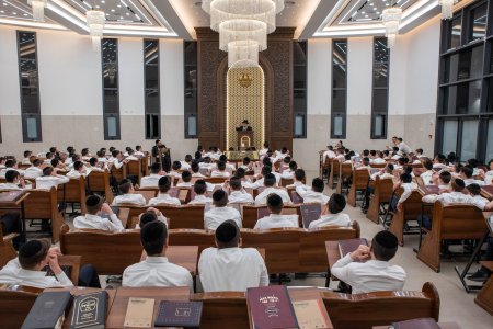 250708 055 Yeshiva with Rav Zafrani.jpg