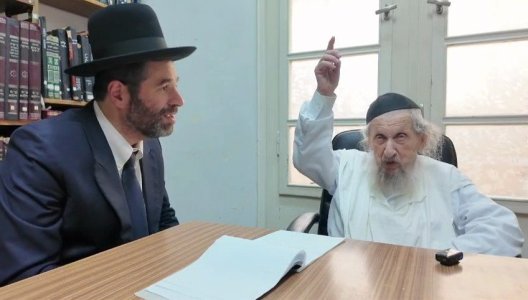 תגובת רשכבה''ג שהודה לו הרב שפירא על הנהגת הדור.jpg