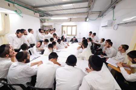 פתיחת-זמן-אלול-בישיבת-סלבודקא.-צילום-יעקב-נחומי-5-1024x683.jpg