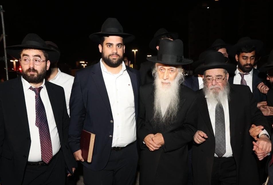 אנשי הסוד נחשפים: סדר היום, נאמני הבית והמשפיעים אנשי הסוד נחשפים: סדר היום, נאמני הבית והמשפיעים